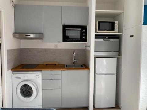 Escapade Au Port Appartement Hyères Buitenkant foto